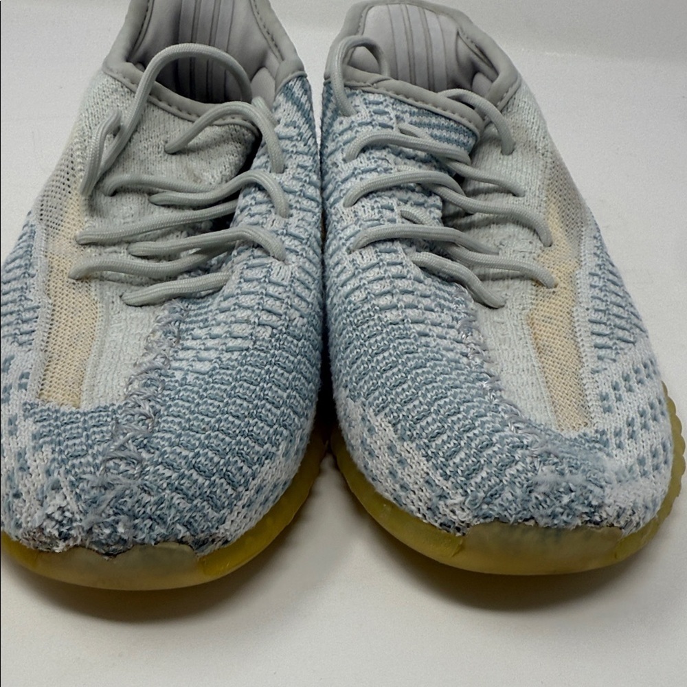 Yeezy Boost 350 V Cloud size 1 Youth - Picture 3 of 9